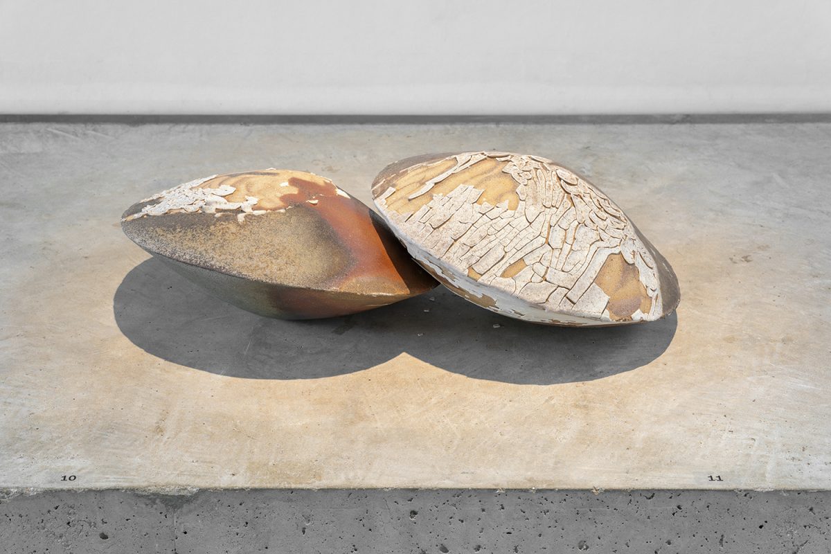 Eléonore False — Perles de terre