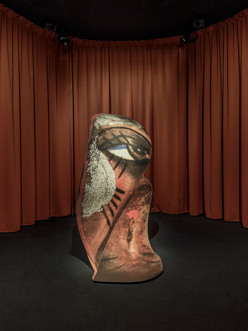 Ombres Roses Ombres ( Stand Up Doll ) — Eléonore False